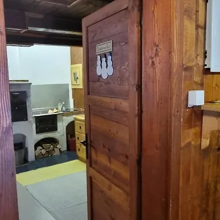Alpstuga Koca Pastirica - Velika Planina Stahovica